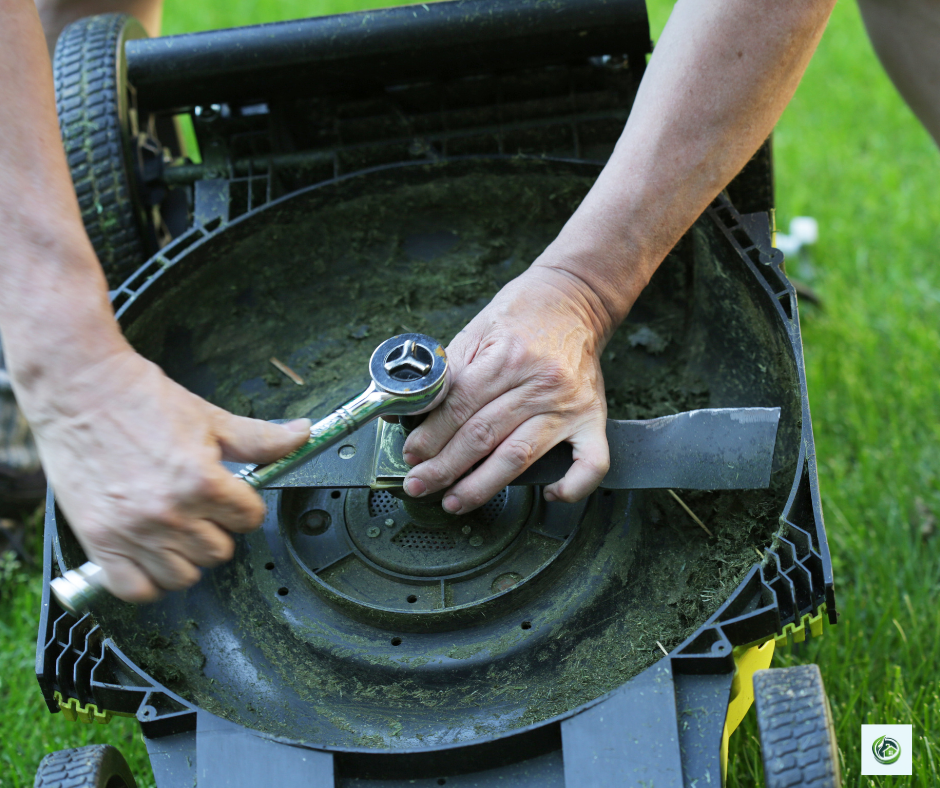 Mower-blades-green-logo Mower Maintenance for green living